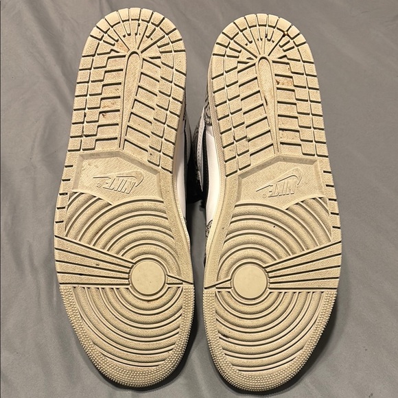 Nike Air Jordan 1 Retro High OG Elephant Print - Picture 4 of 7